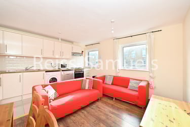 5 bed house, Cyclops Mews, Isle of Dogs, London, E143UA - Image 1