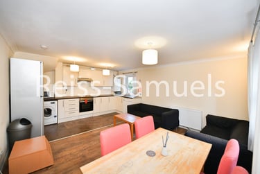 5 bed house, Lockesfield Place, Isle of Dogs, London, E143AH - Image 3