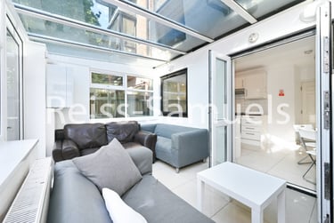 5 bed house, Ironmongers Place, Isle of Dogs, London, E149YD - Image 1