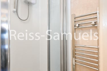 3 bed flat, Ambassador Square, Isle of Dogs, London, E149UX - Image 6