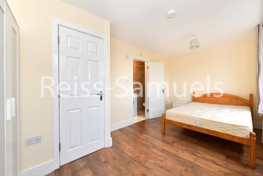 4 bed flat, Seyssel Street, Isle of Dogs, London, E143EH - Image 10