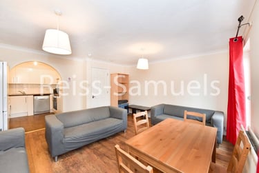 6 bed house, Ambassador Square, Isle of Dogs, London, E149UX - Image 4