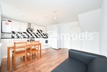4 bed flat, Seyssel Street, Isle of Dogs, London, E143HZ - Image 2