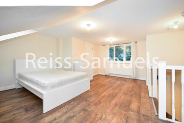 6 bed house, Ambassador Square, Isle of Dogs, London, E149UX - Image 1