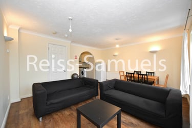 5 bed house, Ambassador Square, Isle of Dogs, London, E149UX - Image 4