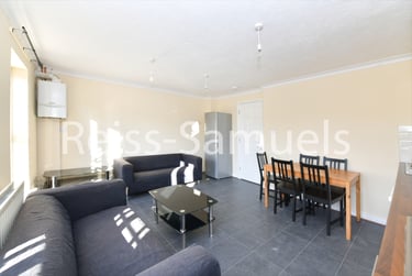 5 bed house, Cahir Street, Isle of Dogs, London, E143QR - Image 4