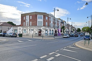4 bed flat, High Street, Twickenham, London, TW27LN - Image 2