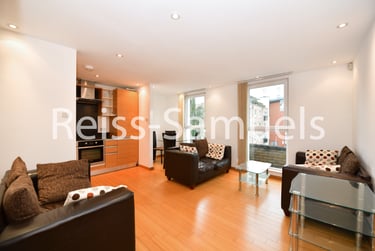 3 bed flat, Westferry Road, Isle of Dogs, London, E143RS - Image 3
