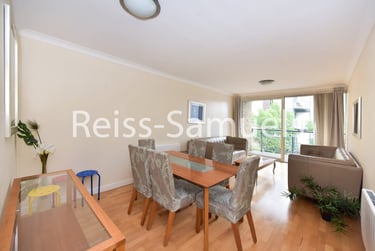 3 bed flat, Boardwalk Place, Poplar, London, E145SE - Image 4