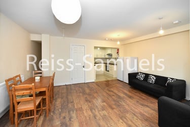 6 bed house, Ambassador Square, Isle of Dogs, London, E149UX - Image 3