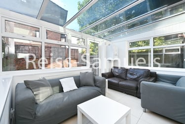 5 bed house, Ironmongers Place, Isle of Dogs, London, E149YD - Image 4