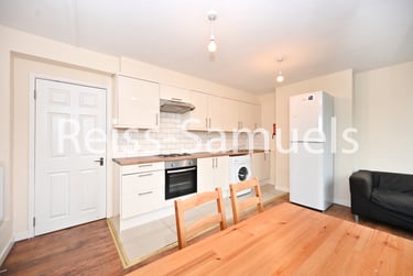 4 bed flat, Bath Terrace, Elephant & Castle, London, SE16QE - Image 3