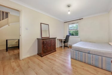 4 bed house, Lockesfield Place, Isle of Dogs, London, E143AJ - Image 2