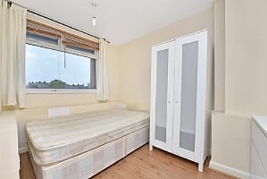 4 bed flat, Forsyth Gardens, Kennington, London, SE173NE - Image 5