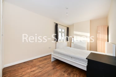 4 bed flat, High Street, Twickenham, London, TW27LN - Image 11