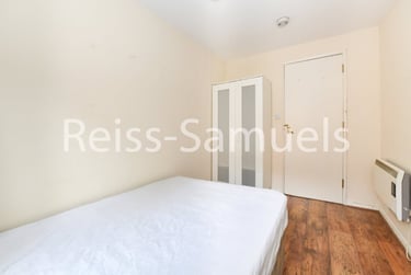 3 bed flat, Ambassador Square, Isle of Dogs, London, E149UX - Image 12