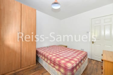 5 bed flat, Barnfield Place, Isle of Dogs, London, E149YA - Image 12