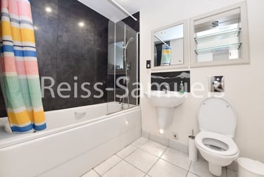 2 bed flat, Millharbour, Isle of Dogs, London, E149NA - Image 15