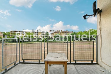 2 bed flat, Old Bellgate Place, Isle of Dogs, London, E143SX - Image 15