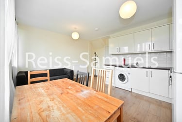 4 bed flat, Forsyth Gardens, Kennington, London, SE173NE - Image 4