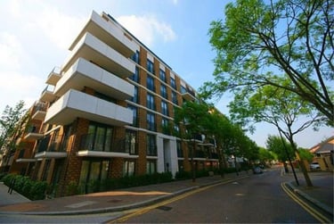 3 bed flat, Needleman Street, Surrey Quays, London, SE167AW - Image 4