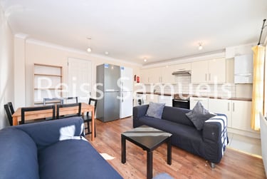 6 bed house, Ambassador Square, Isle of Dogs, London, E149UX - Image 5