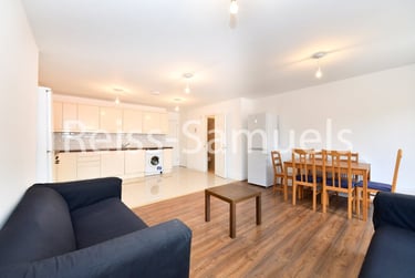 6 bed house, Lockesfield Place, Isle of Dogs, London, E143AJ - Image 3