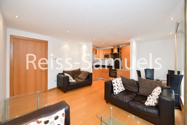 3 bed flat, Westferry Road, Isle of Dogs, London, E143RS - Image 4
