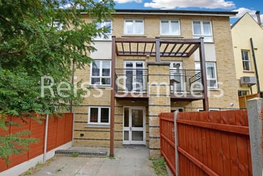 5 bed house, Ferry Street, Isle of Dogs, London, E143DT - Image 6