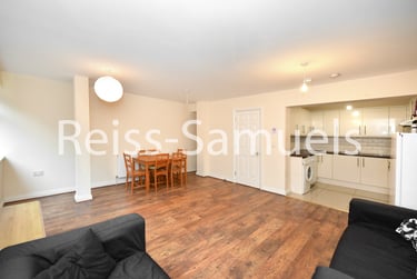 6 bed house, Ambassador Square, Isle of Dogs, London, E149UX - Image 4