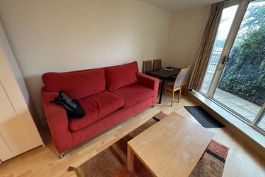 2 bed flat, Newton Place, Isle of Dogs, London, E143TT - Image 9