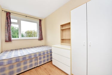 4 bed flat, Forsyth Gardens, Kennington, London, SE173NE - Image 6