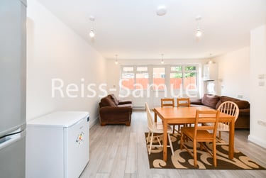 6 bed house, Ferry Street, Isle of Dogs, London, E143DT - Image 7