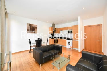 2 bed flat, Westferry Road, Isle of Dogs, London, E143RS - Image 5