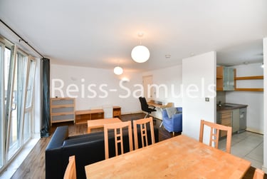 2 bed flat, Westferry Road, Canary Wharf, London, E148LS - Image 6