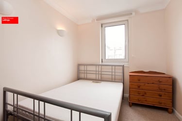 3 bed flat, Manchester Road, Isle of Dogs, London, E143BE - Image 5