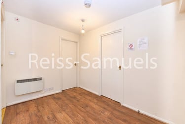 3 bed flat, Ambassador Square, Isle of Dogs, London, E149UX - Image 6