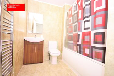 2 bed flat, Westferry Road, Canary Wharf, London, E148LS - Image 5