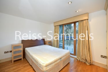 3 bed flat, Newton Place, Isle of Dogs, London, E143TT - Image 8