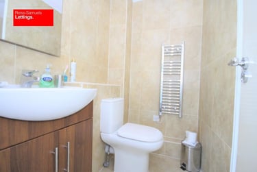 2 bed flat, Westferry Road, Canary Wharf, London, E148LS - Image 7