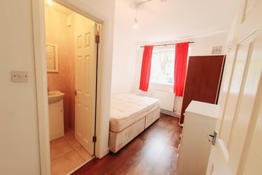 4 bed flat, Cooks Road, Kennington, London, SE173NG - Image 8