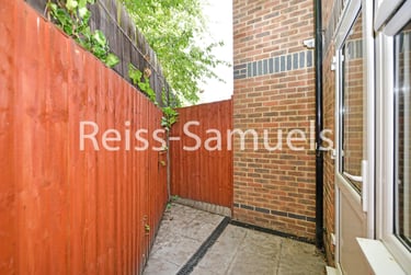 6 bed house, Ambassador Square, Isle of Dogs, London, E149UX - Image 7