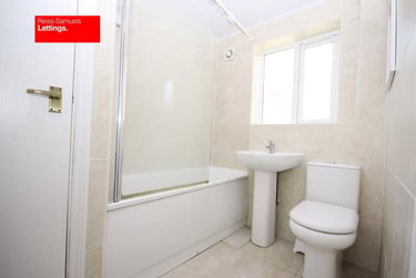 3 bed flat, Ambassador Square, Isle of Dogs, London, E149UX - Image 8