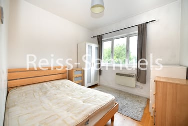 2 bed flat, Old Bellgate Place, Isle of Dogs, London, E143SX - Image 9