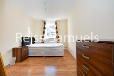3 bed flat, Glengarnock Avenue, Isle of Dogs, London, E143BP - Image 3