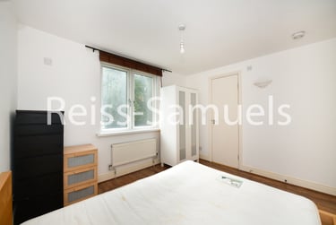 3 bed flat, Westferry Road, Canary Wharf, London, E148LU - Image 9