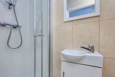 4 bed flat, Bath Terrace, Elephant & Castle, London, SE16QE - Image 11