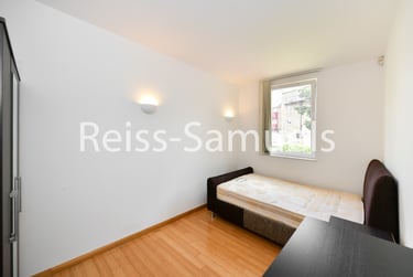 2 bed flat, Westferry Road, Isle of Dogs, London, E143RS - Image 11
