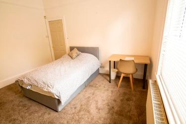 6 bed house, East Cliff Road, City Centre, Preston, PR13JH - Image 3