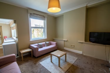 5 bed house, Norris Street, Near university, Preston, PR17PY - Image 1